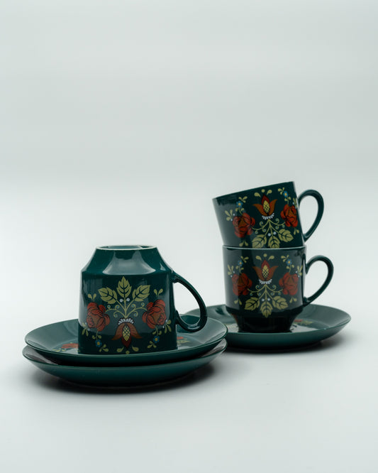 Rosa Bavaria Cups and Saucers (3)