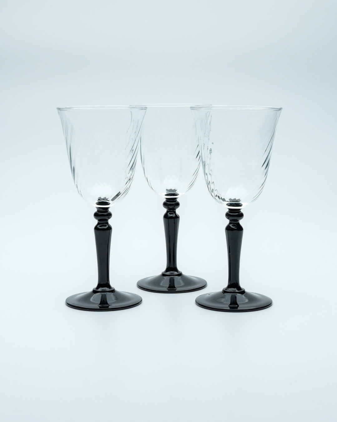 Swirl Wine Glasses (3)